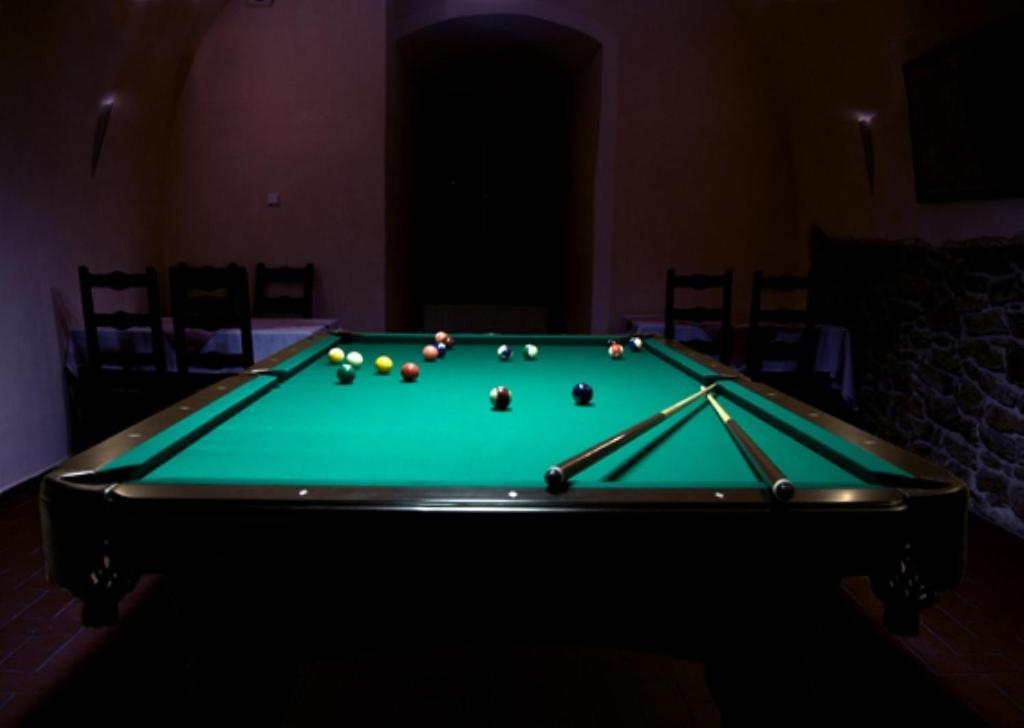 Palac Kurozweki Aparthotel Buitenkant foto